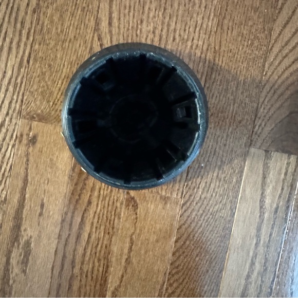 Adjustable Diffuser - Picture 2 of 2